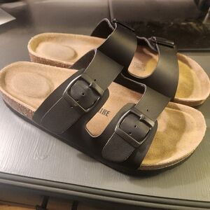 CUSHIONAIRE Lane Cork Footbed Sandals